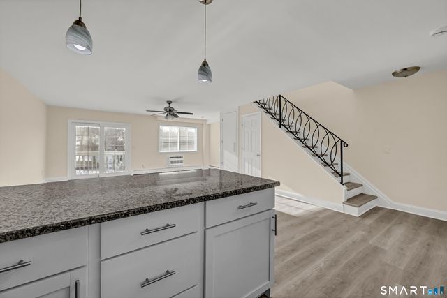 113 Park Avenue 18, Danbury, CT 06810