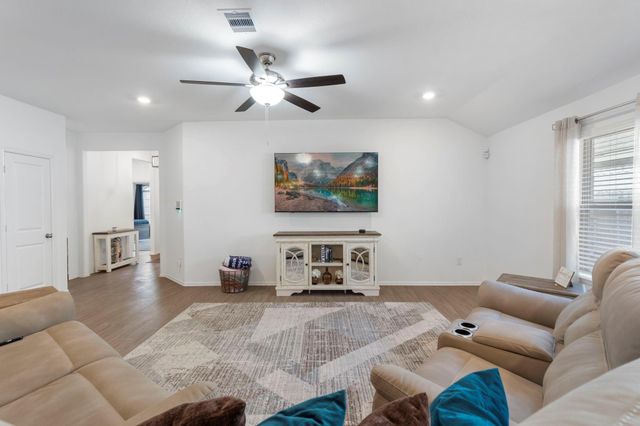 2824 Mistygate Court, Conroe, TX 77301