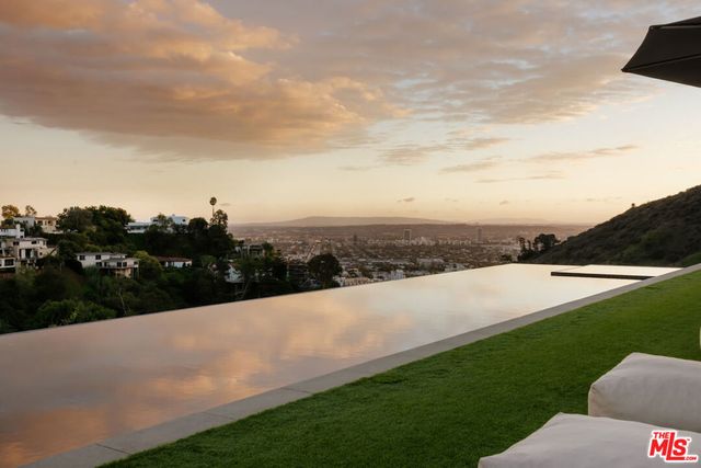 2402 Carman Crest Drive, Los Angeles, CA 90068