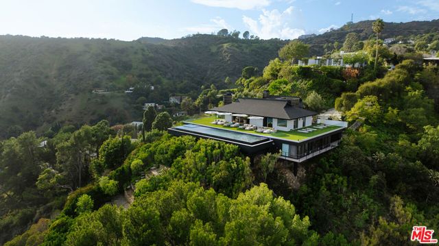 2402 Carman Crest Drive, Los Angeles, CA 90068