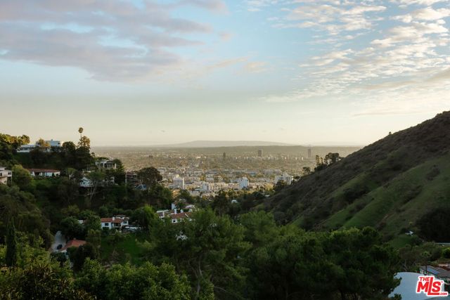 2402 Carman Crest Drive, Los Angeles, CA 90068