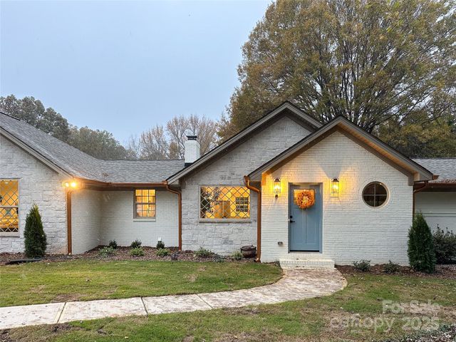 3427 Zelda Lane, Matthews, NC 28105