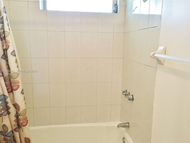 5831 SW 62nd St WEST, Miami, FL 33143