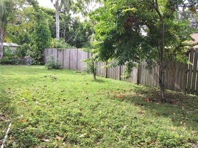 5831 SW 62nd St WEST, Miami, FL 33143