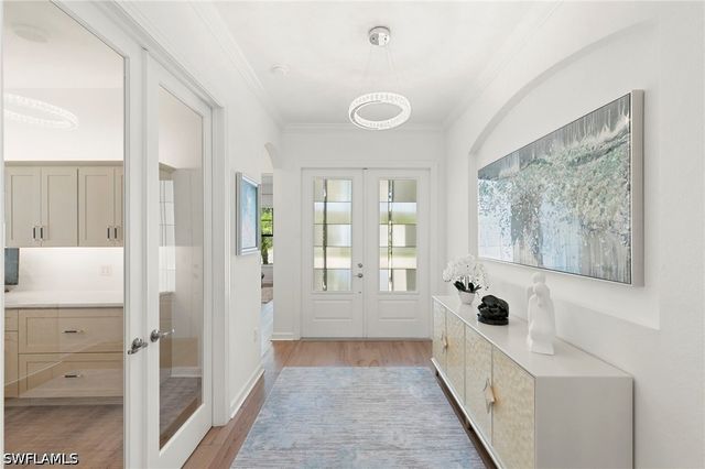 3135 Heather Glen CT, Naples, FL 34114