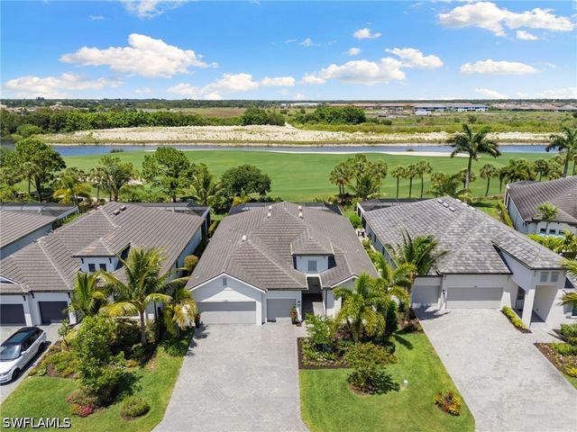 3135 Heather Glen CT, Naples, FL 34114