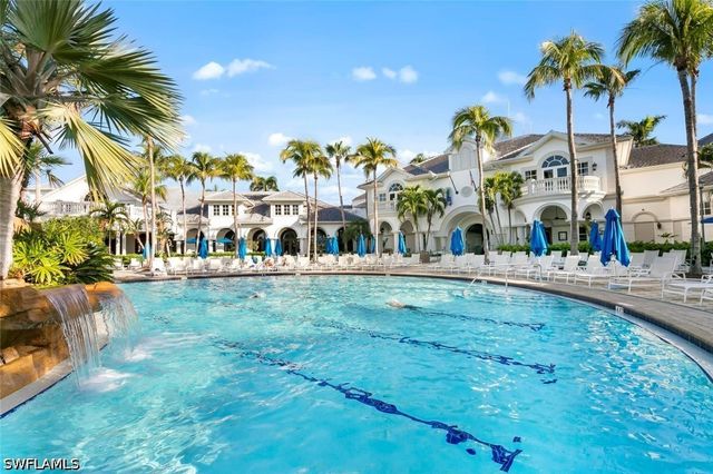 3135 Heather Glen CT, Naples, FL 34114