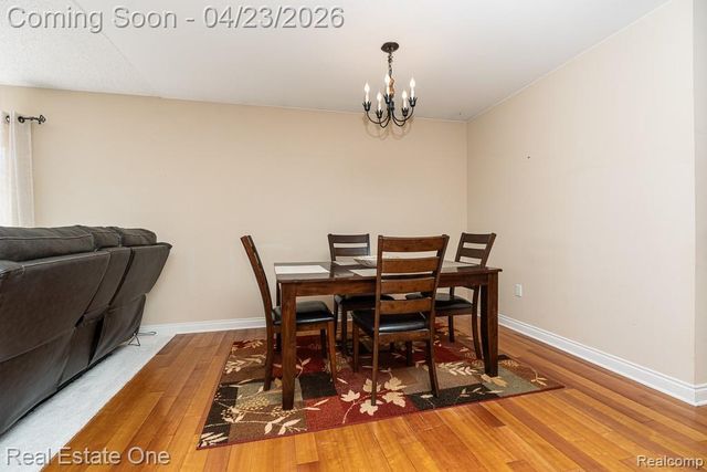 1865 Crestline Street, Rochester Hills, MI 48307