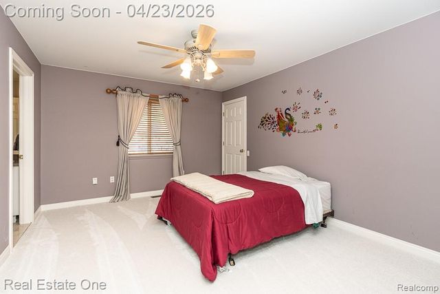 1865 Crestline Street, Rochester Hills, MI 48307
