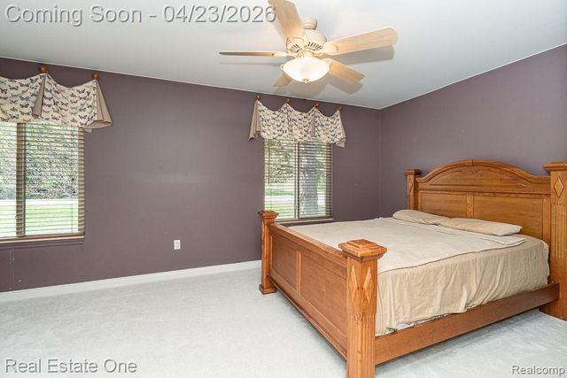 1865 Crestline Street, Rochester Hills, MI 48307