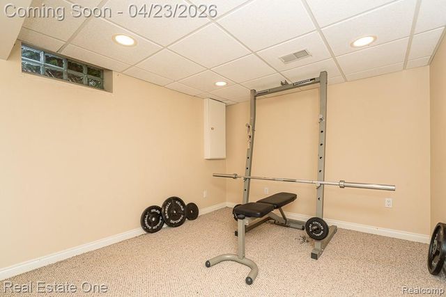 1865 Crestline Street, Rochester Hills, MI 48307