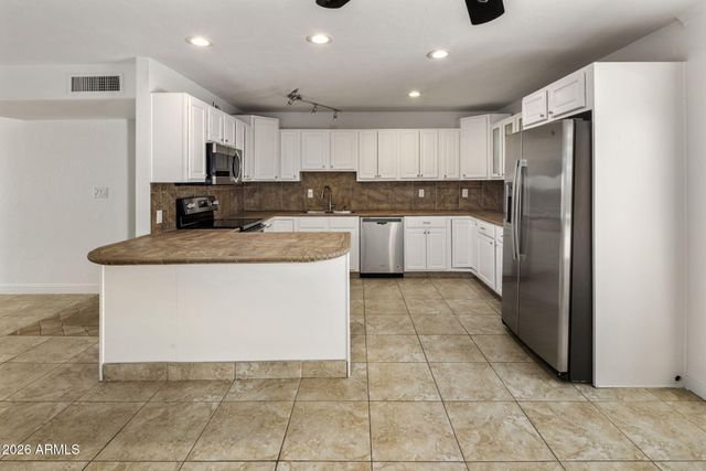 8307 E MONTEROSA Street, Scottsdale, AZ 85251