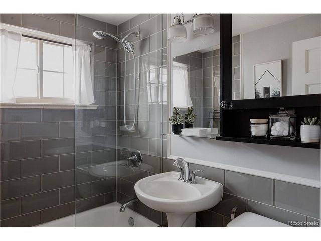 2459 Yates St, Denver, CO 80212