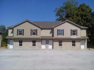 242 Fairview Ln Apt A, Clarksville, TN 37040