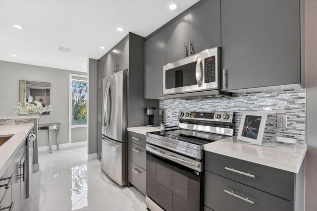 19673 Boca West Drive 4221, Boca Raton, FL 33434