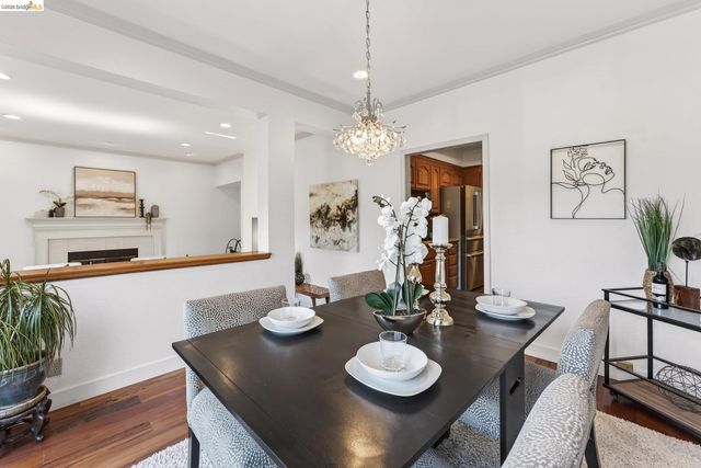 4963 Stoneridge Ct, Oakland, CA 94605