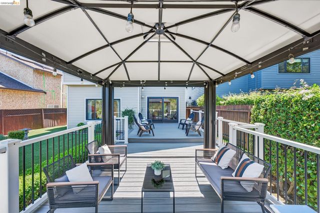 4963 Stoneridge Ct, Oakland, CA 94605