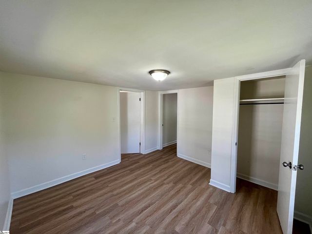 8 Clark Street, Laurens, SC 29360