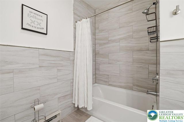 9407 Juniper Drive, Coolbaugh Twp, PA 18466