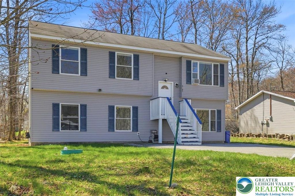 9407 Juniper Drive, Coolbaugh Twp, PA 18466