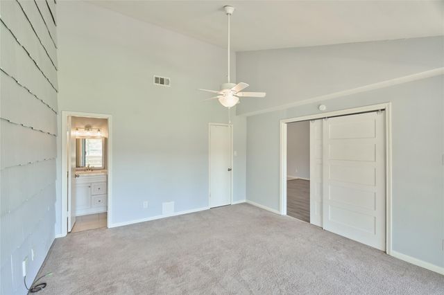 192 April Point Drive N, Montgomery, TX 77356