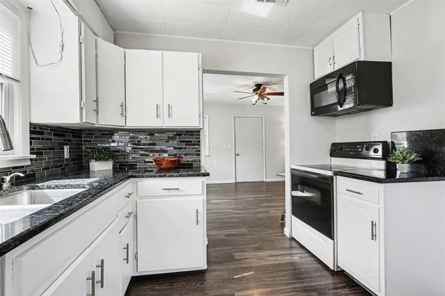 1115 Willis Avenue, Kalamazoo, MI 49048