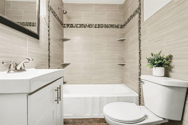 1115 Willis Avenue, Kalamazoo, MI 49048