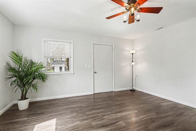 1115 Willis Avenue, Kalamazoo, MI 49048