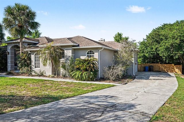 3085 LANDINGS COURT, Haines City, FL 33844