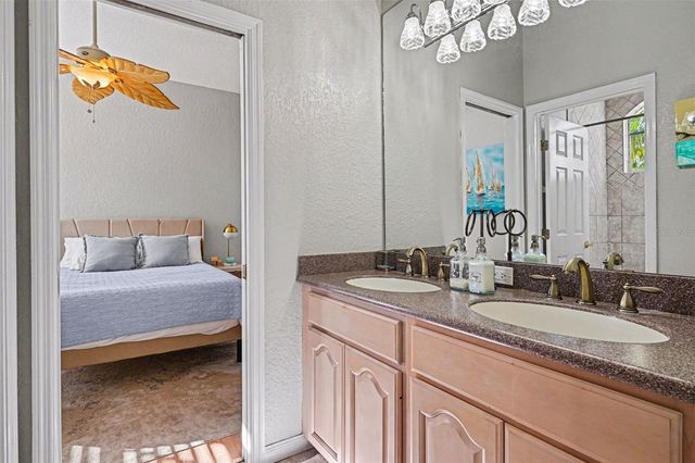 3085 LANDINGS COURT, Haines City, FL 33844