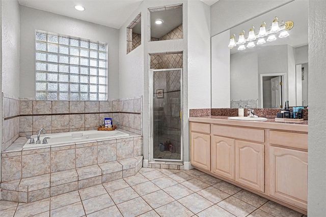 3085 LANDINGS COURT, Haines City, FL 33844