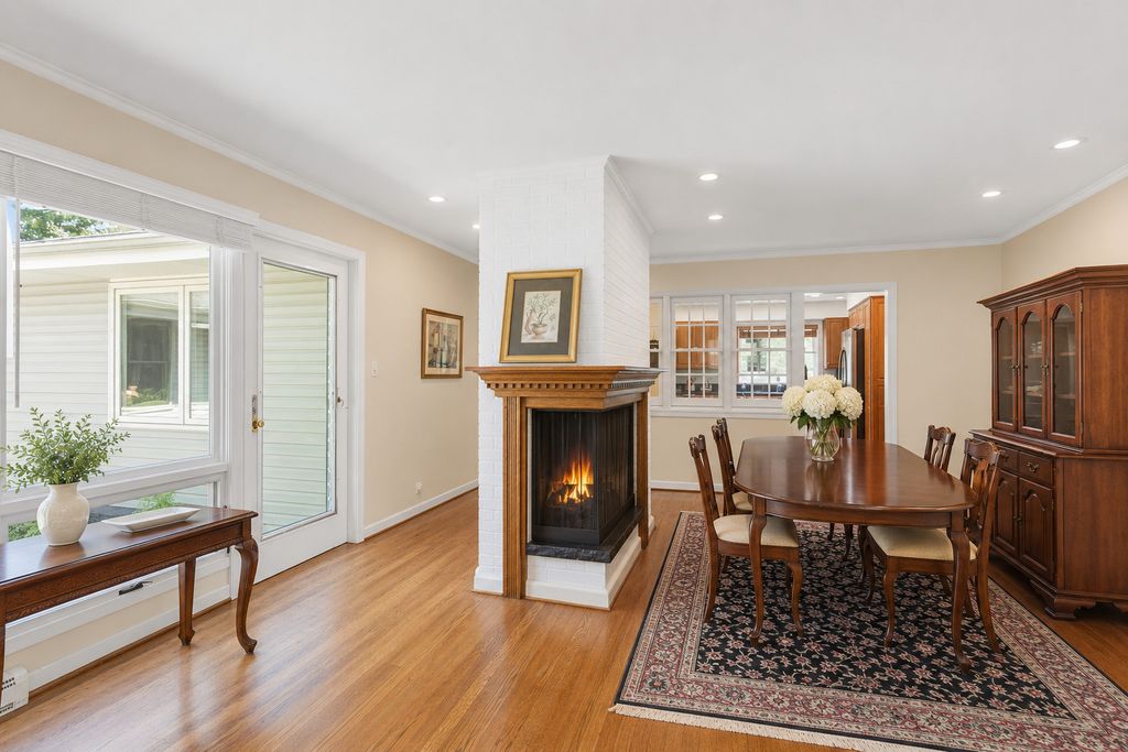 434 Valencia Avenue E, Barrington, IL 60010 — photo 5