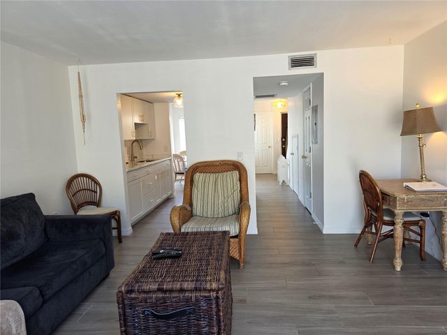 4215 E BAY DRIVE 1403, Clearwater, FL 33764