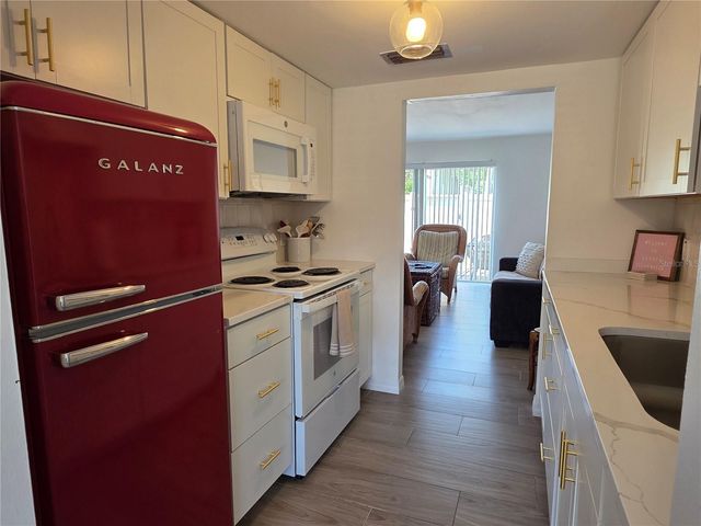 4215 E BAY DRIVE 1403, Clearwater, FL 33764