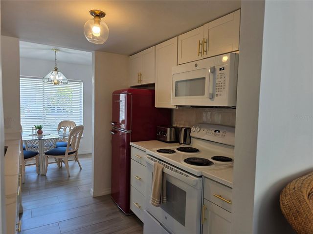 4215 E BAY DRIVE 1403, Clearwater, FL 33764