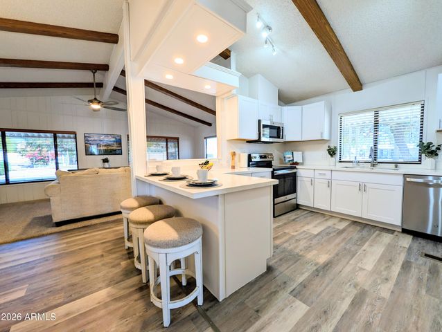 512 S 83RD Way, Mesa, AZ 85208