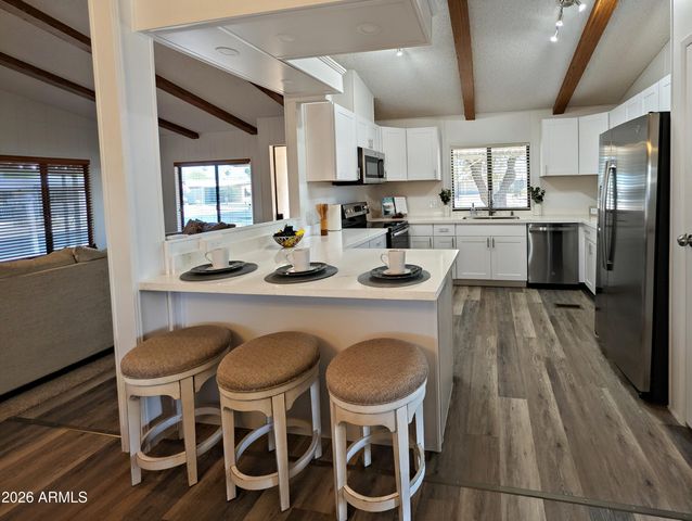 512 S 83RD Way, Mesa, AZ 85208