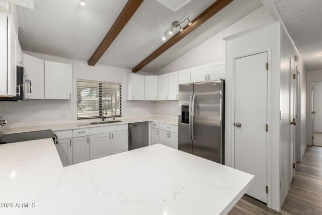 512 S 83RD Way, Mesa, AZ 85208