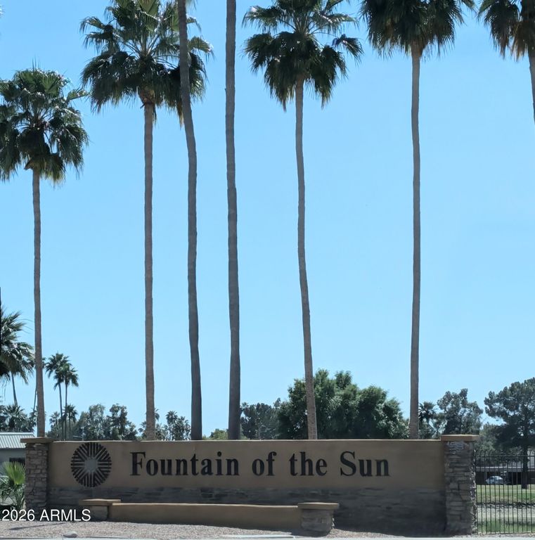 512 S 83RD Way, Mesa, AZ 85208