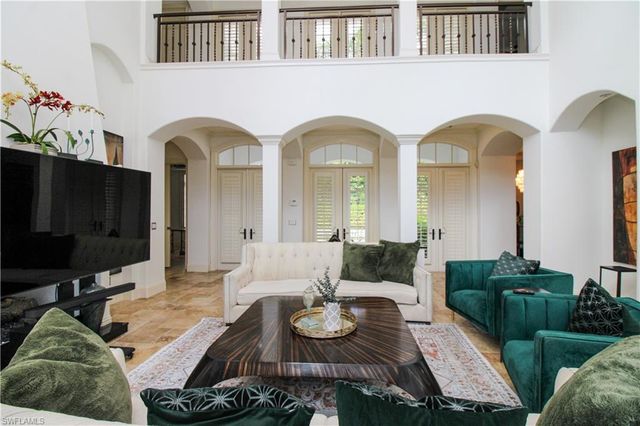 1412 Hemingway PL, Naples, FL 34103