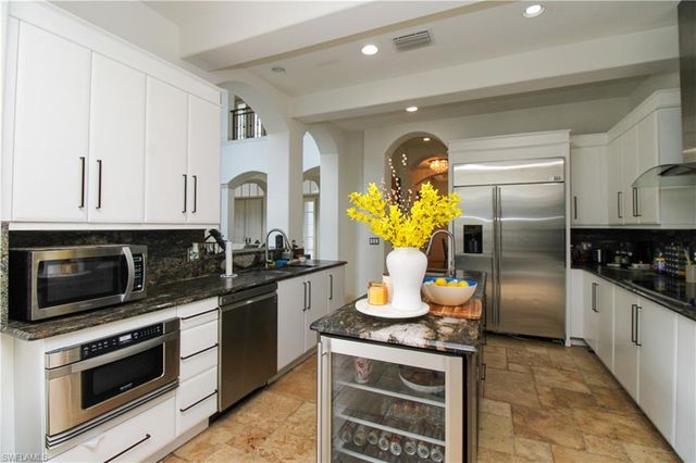 1412 Hemingway PL, Naples, FL 34103