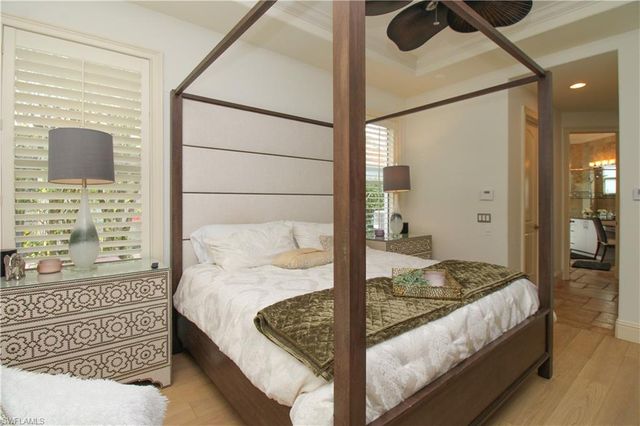 1412 Hemingway PL, Naples, FL 34103