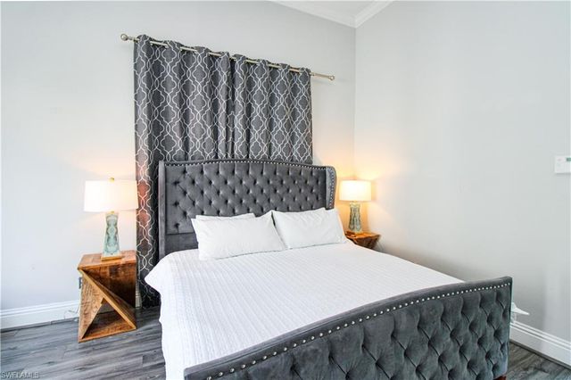 1412 Hemingway PL, Naples, FL 34103