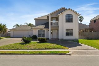 309 Pebble Beach Dr, Portland, TX 78374