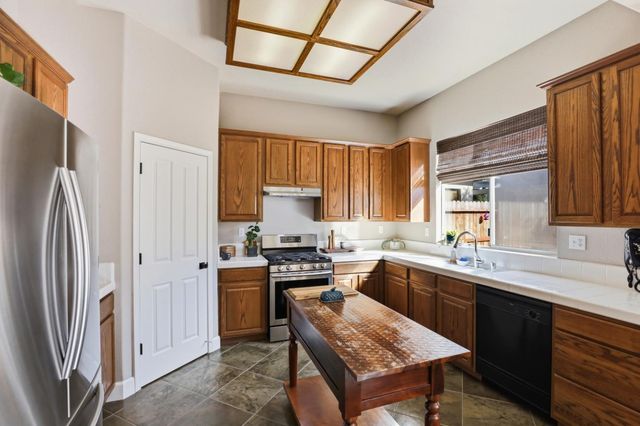 3555 Saint Lucia Pl, West Sacramento, CA 95691