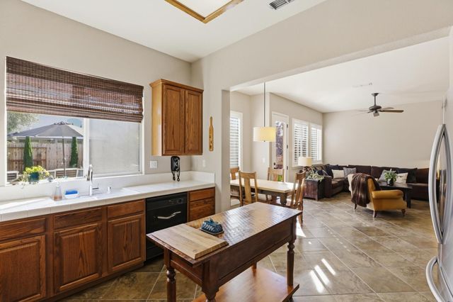 3555 Saint Lucia Pl, West Sacramento, CA 95691