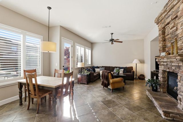 3555 Saint Lucia Pl, West Sacramento, CA 95691