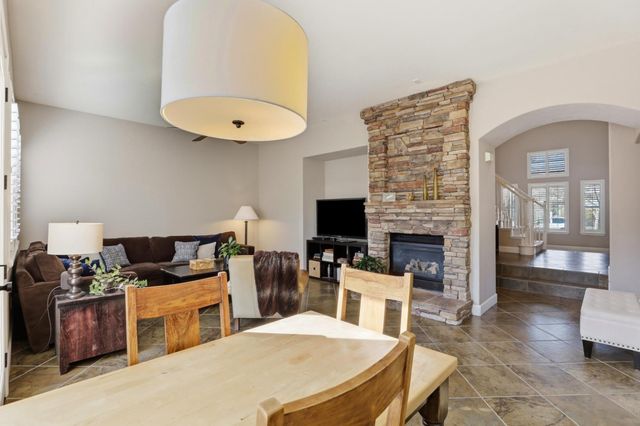 3555 Saint Lucia Pl, West Sacramento, CA 95691