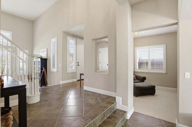 3555 Saint Lucia Pl, West Sacramento, CA 95691