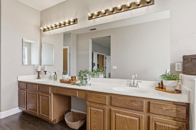 3555 Saint Lucia Pl, West Sacramento, CA 95691